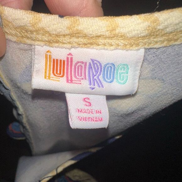 Lularoe Amelia fit & flare Beauty rose S knit dress with pockets - Picture 3 of 3